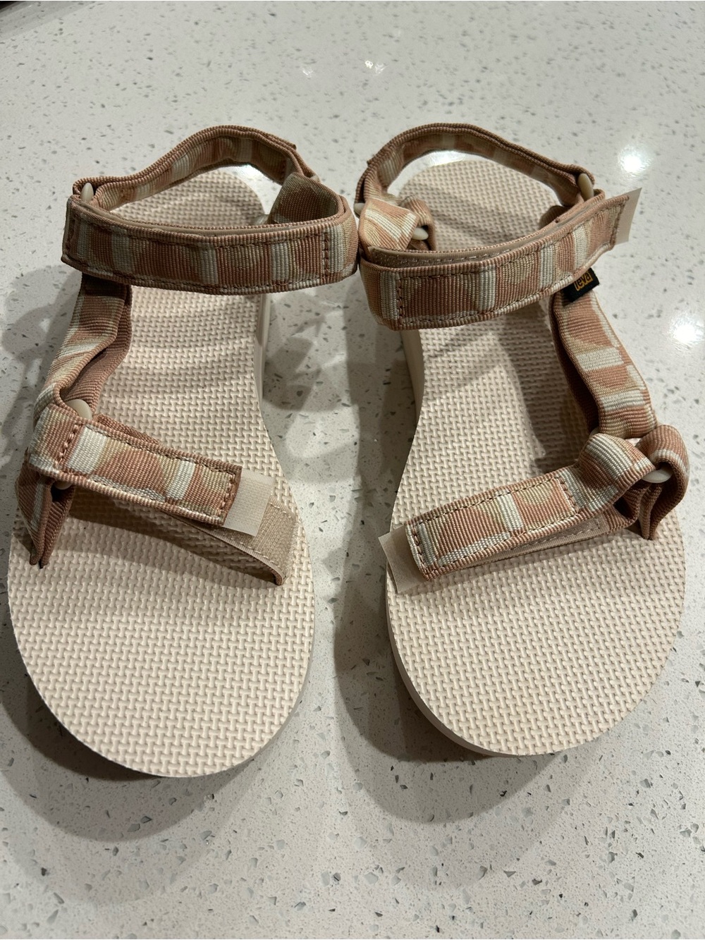Teva WOMEN'S MIDFORM UNIVERSAL Sz 8 - Picture 3 of 9